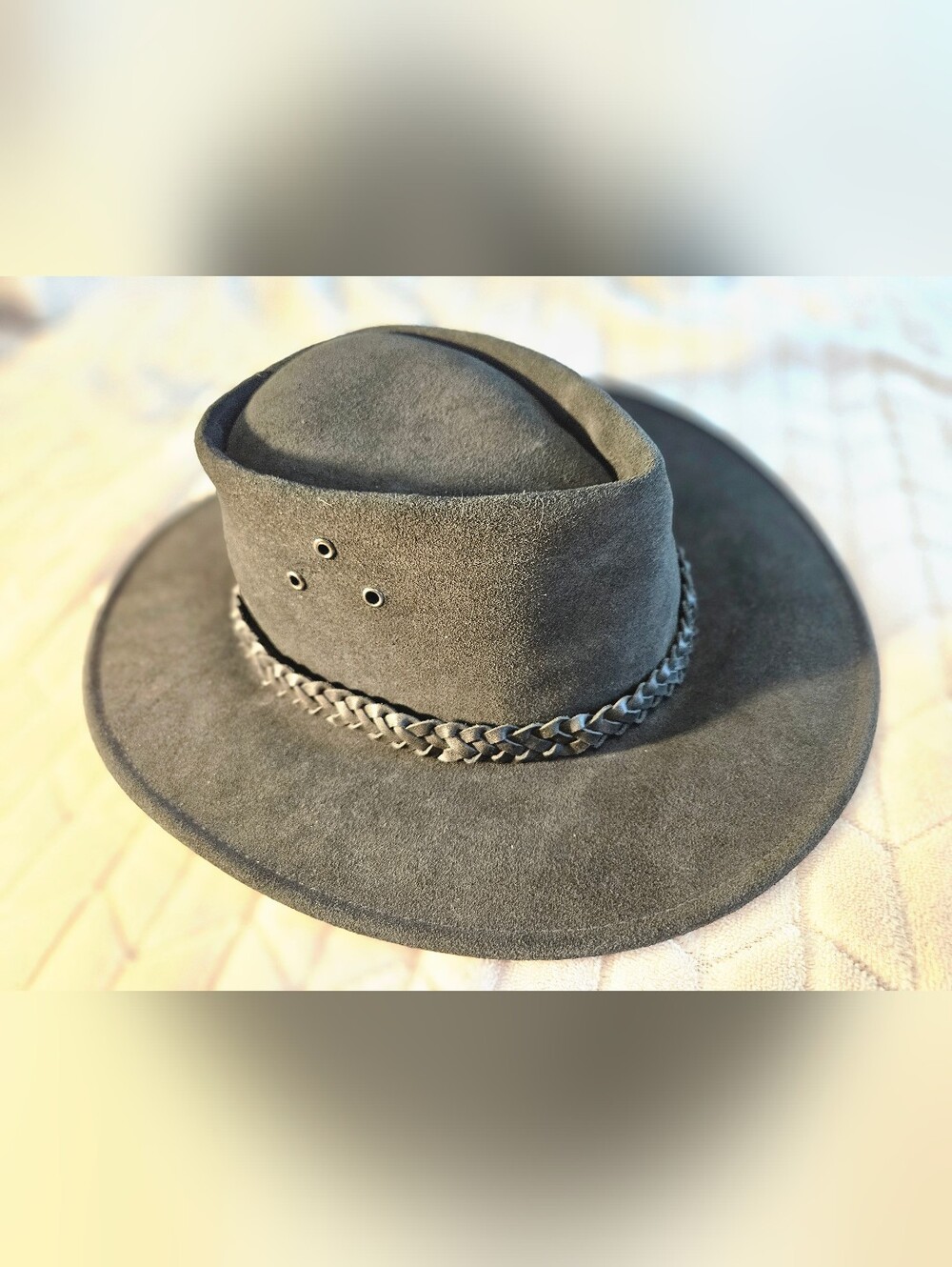 Kakadu Traders Australian Leather Bush Hat - Men's Size Medium Black